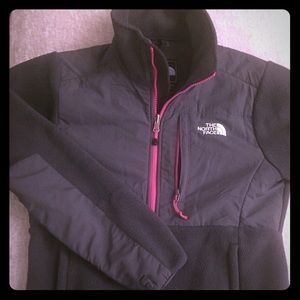 Women’s grey and pink North Face fleece jacket